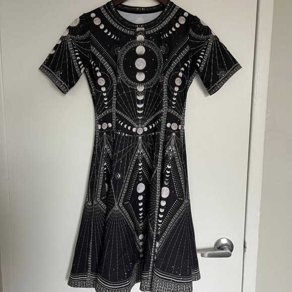 Black Milk Moonphases Longline Skater Dress - size extra small - Picture 1 of 4